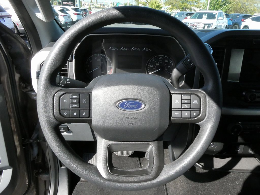 Used 2022 Ford F150 XLT image 4