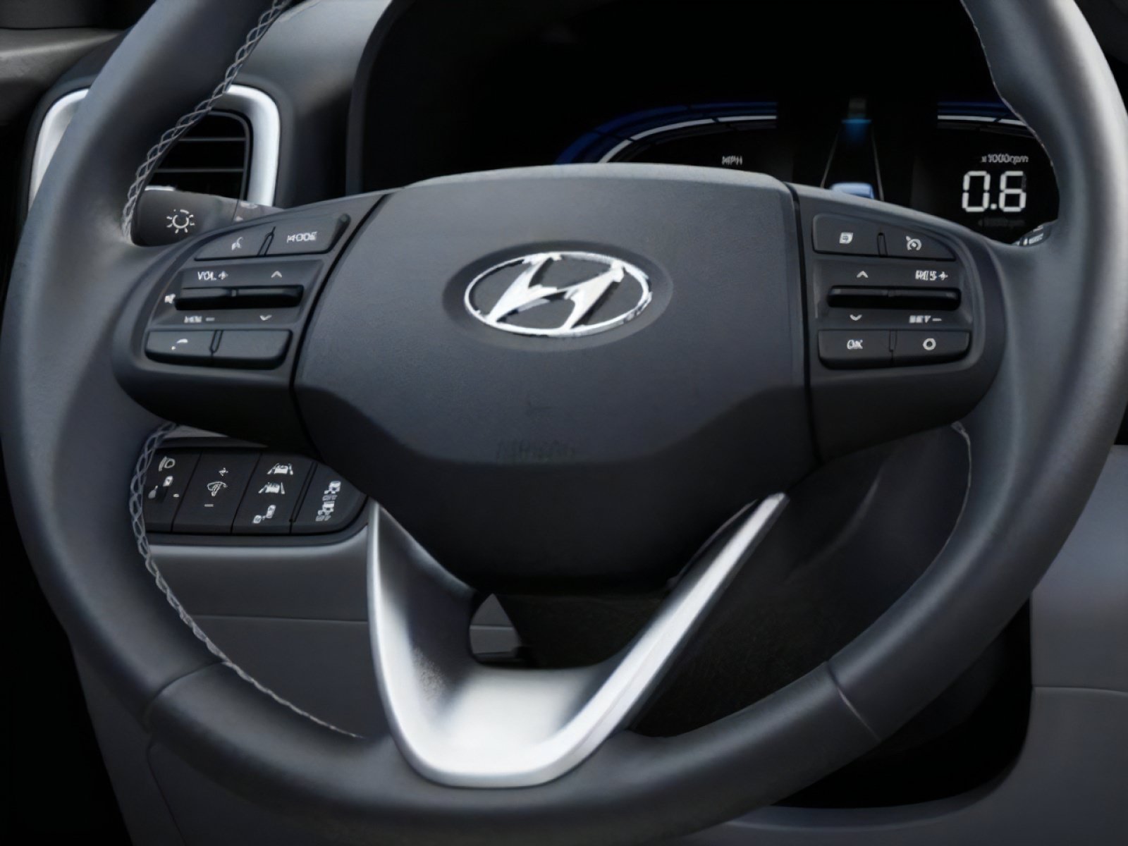 New 2026 Hyundai Venue SEL FWD image 15