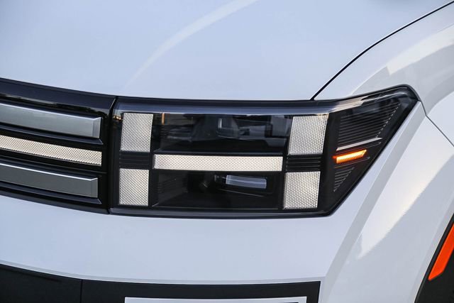 New 2026 Hyundai Santa Fe SE FWD image 8