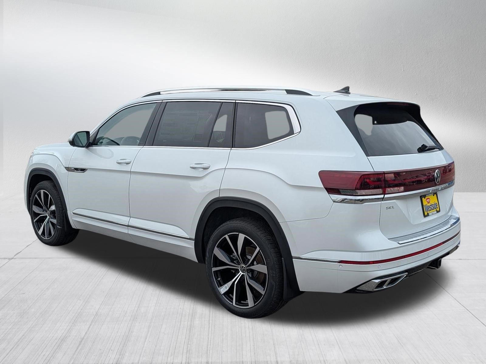 New 2026 Volkswagen Atlas SEL Premium R-Line image 3