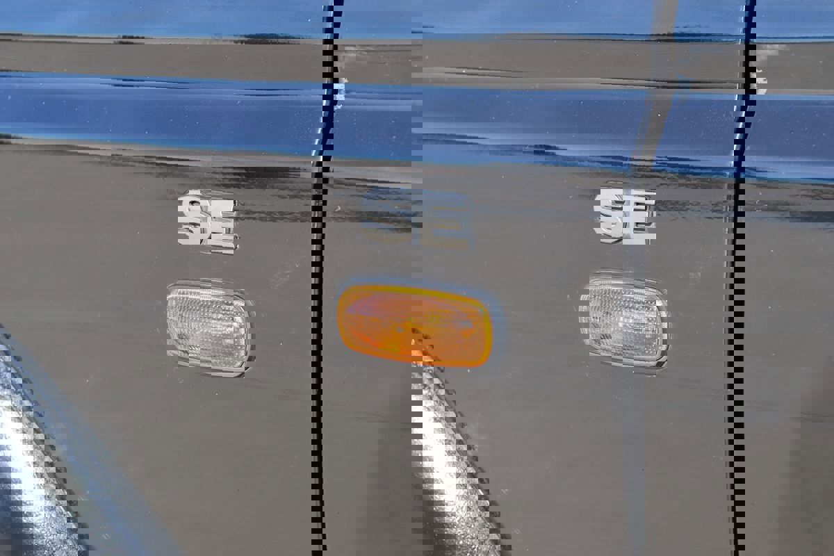 Used 2004 Land Rover Discovery SE image 6