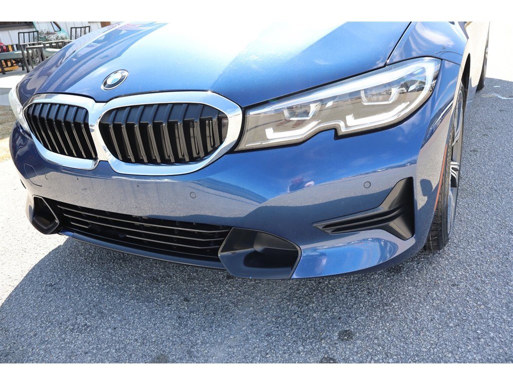 Used 2021 BMW 330i xDrive Sedan AWD/4WD image 40