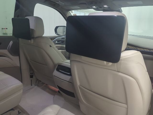 Used 2022 Cadillac Escalade Premium Luxury Platinum w/ LPO, Radiant Package image 14