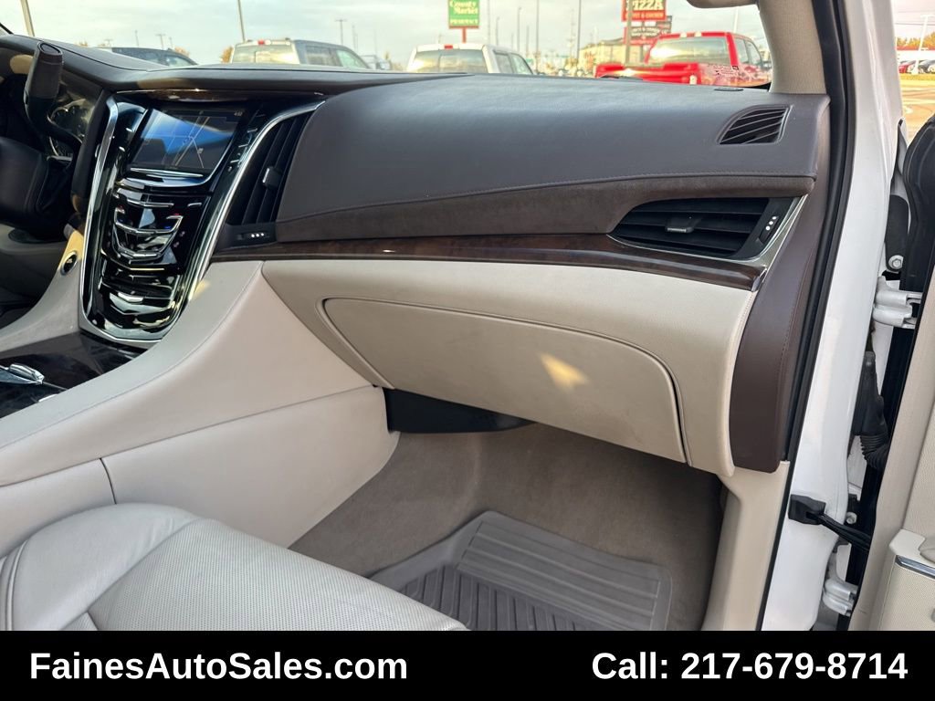 Used 2016 Cadillac Escalade Luxury image 88