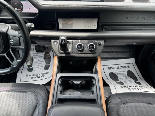 Certified 2023 Land Rover Defender 110 X-Dynamic SE AWD/4WD image 27