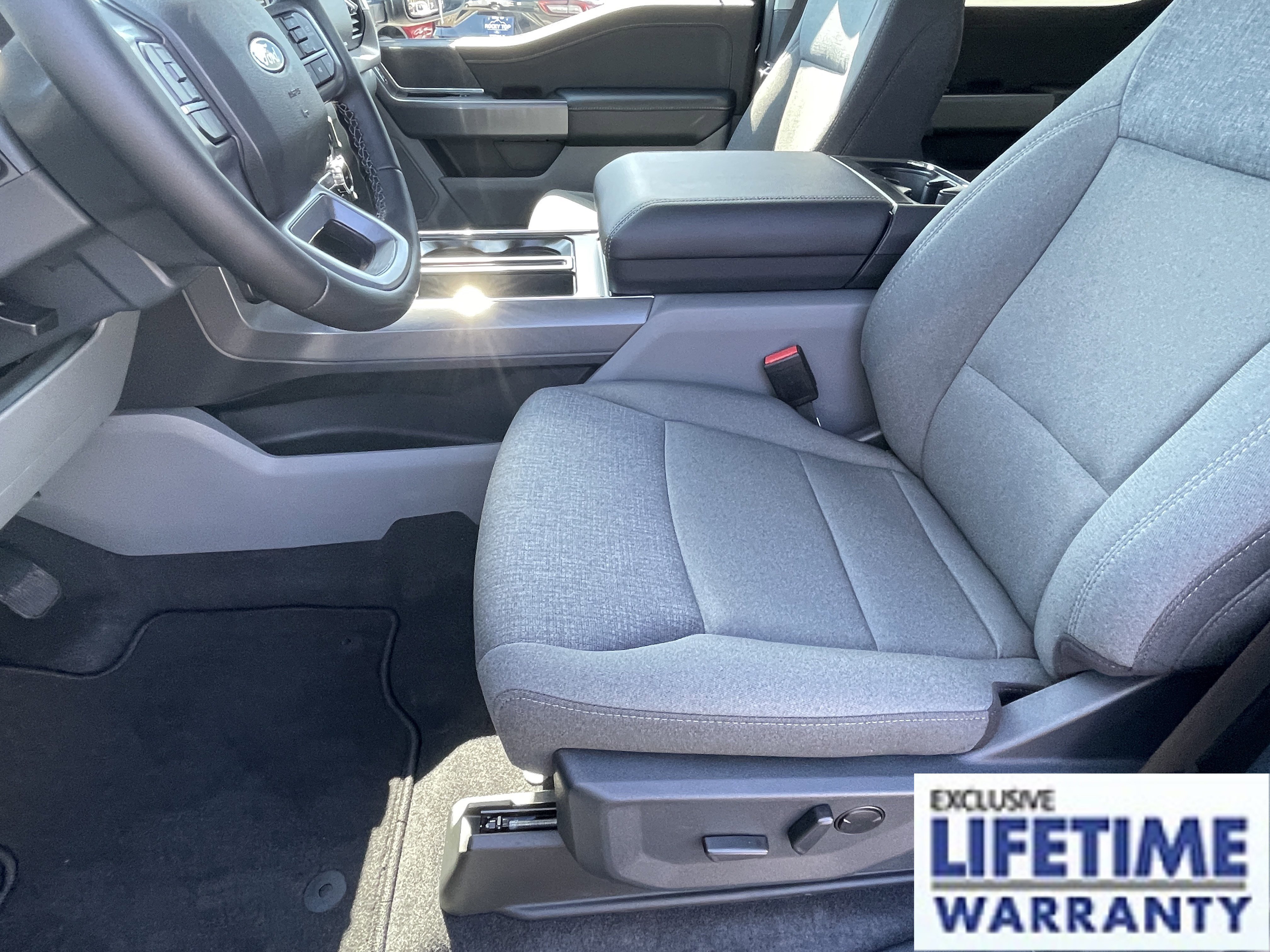 New 2025 Ford F150 XLT w/ Equipment Group 302A MID image 20