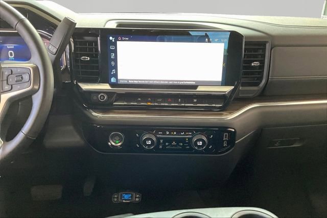 Used 2024 Chevrolet Silverado 1500 LT image 9