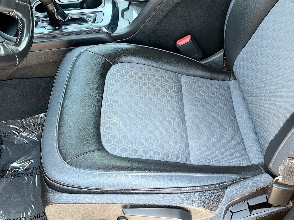Used 2019 Chevrolet Colorado Z71 AWD/4WD image 18