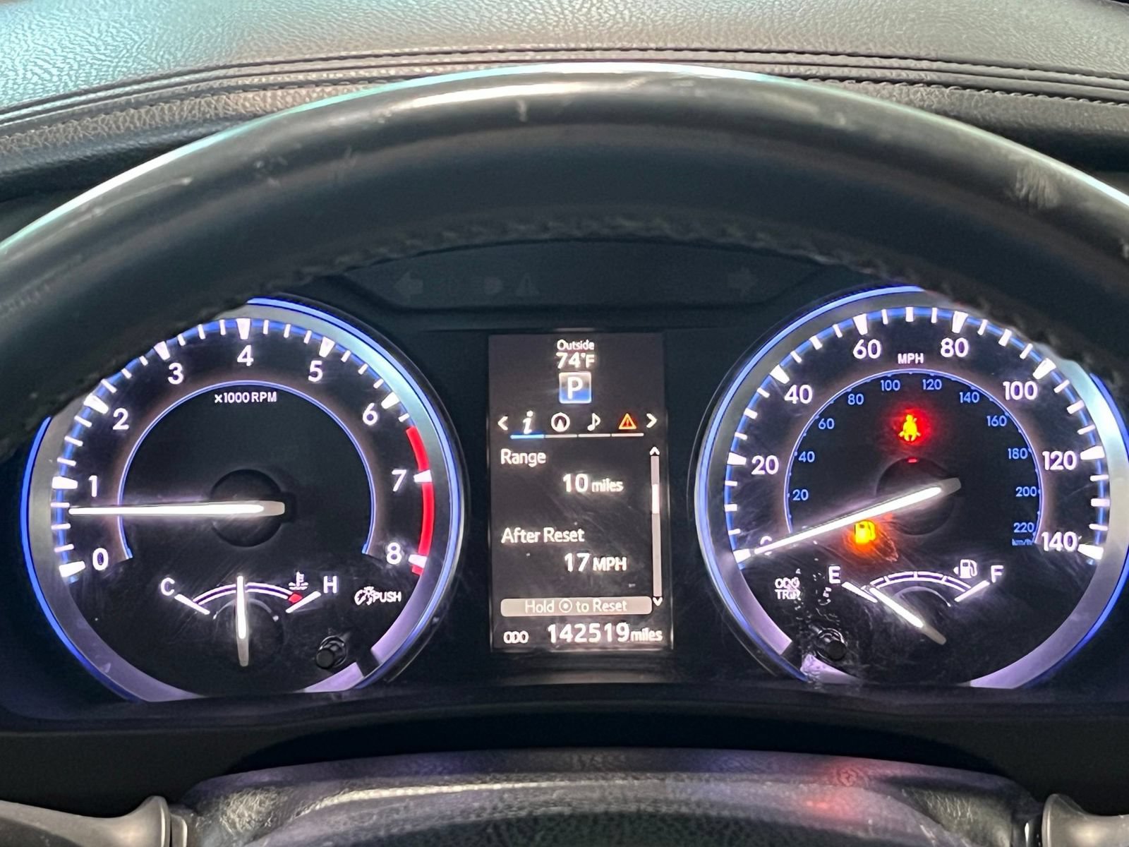 Used 2016 Toyota Highlander XLE FWD image 29