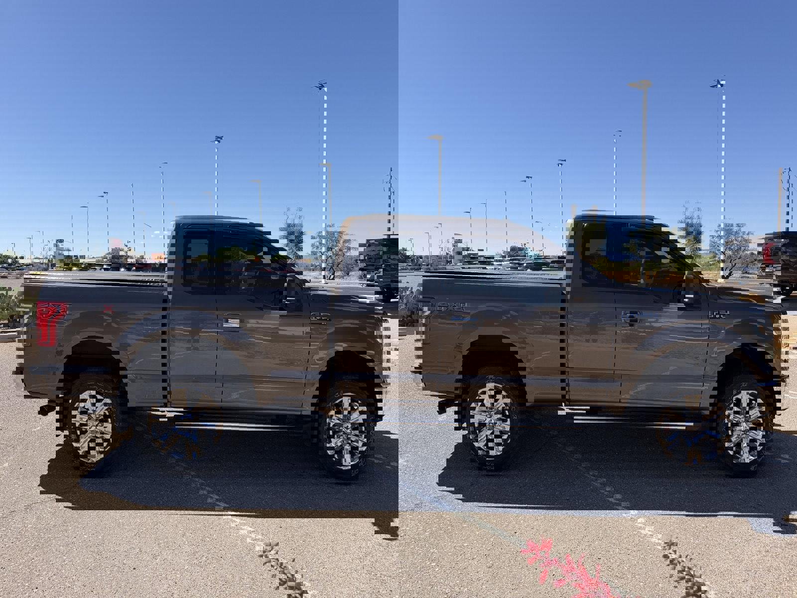 Used 2015 Ford F150 XLT w/ Equipment Group 302A Luxury AWD/4WD image 9