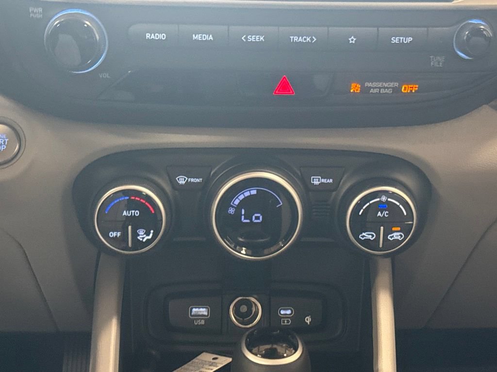 New 2026 Hyundai Venue SEL FWD image 16