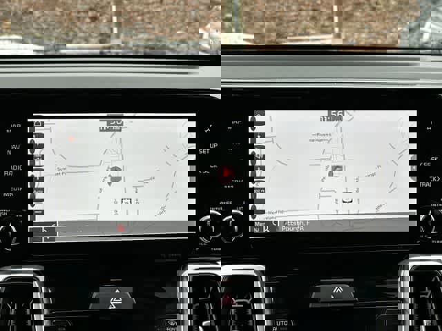 Used 2023 Kia Sorento EX image 11