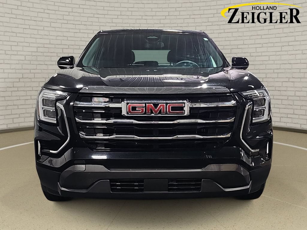 Used 2025 GMC Terrain Elevation AWD/4WD image 2