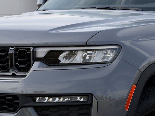 New 2027 Jeep Grand Cherokee Limited w/ Limited Altitude Package AWD/4WD image 11