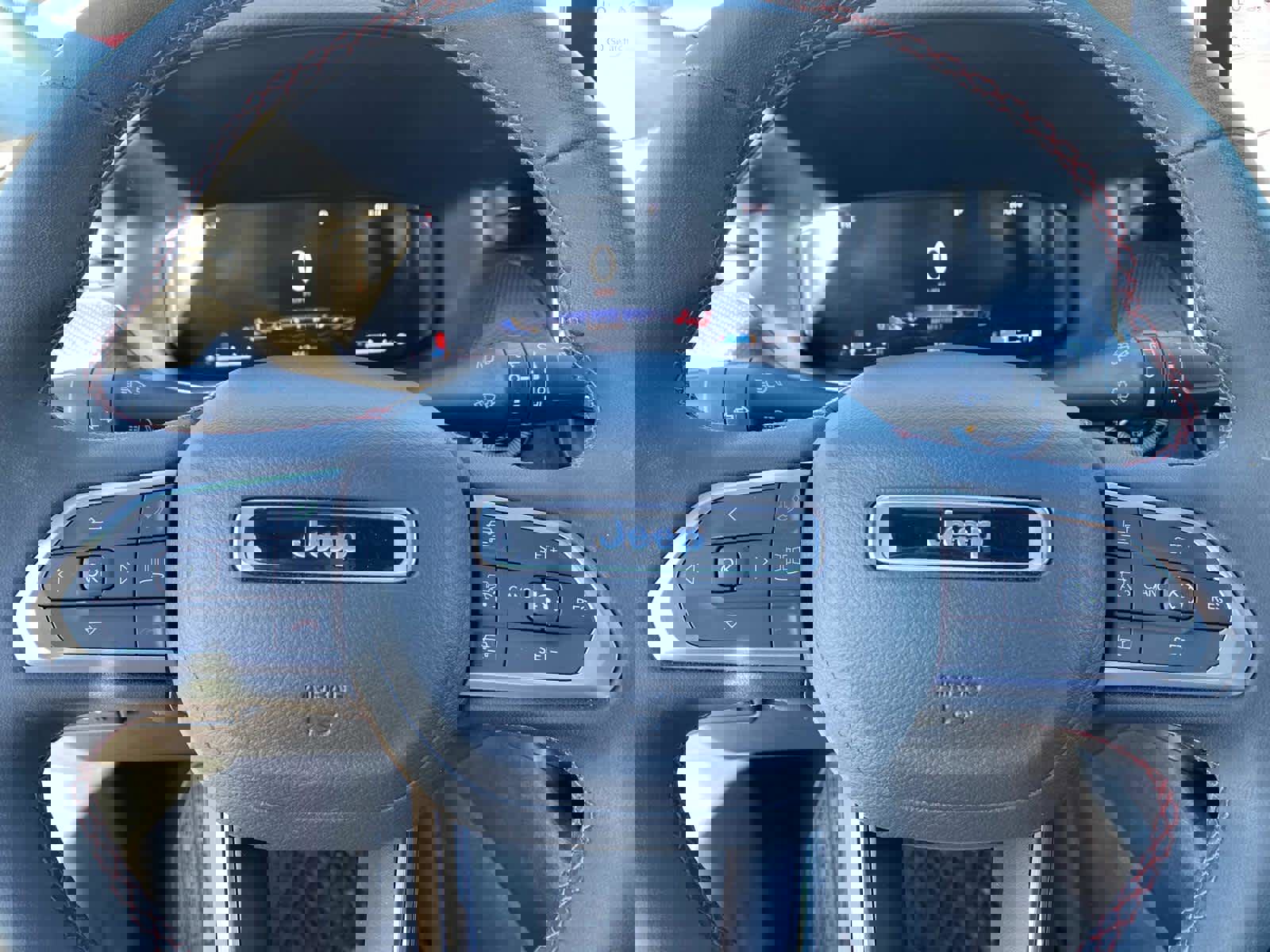 Certified 2025 Jeep Compass Trailhawk w/ Trailhawk Elite Group image 18