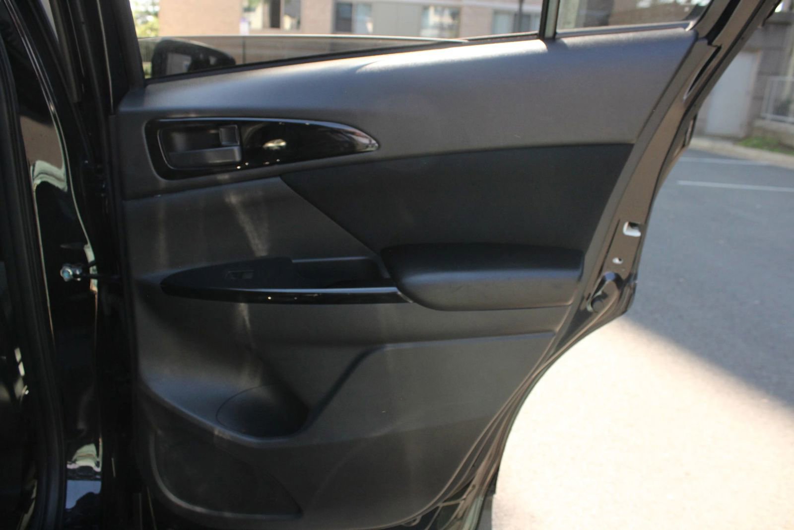 Used 2022 Mitsubishi Eclipse Cross LE AWD/4WD image 23