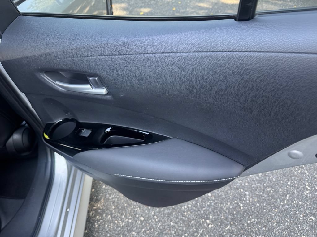 Used 2019 Toyota Corolla XSE FWD image 22