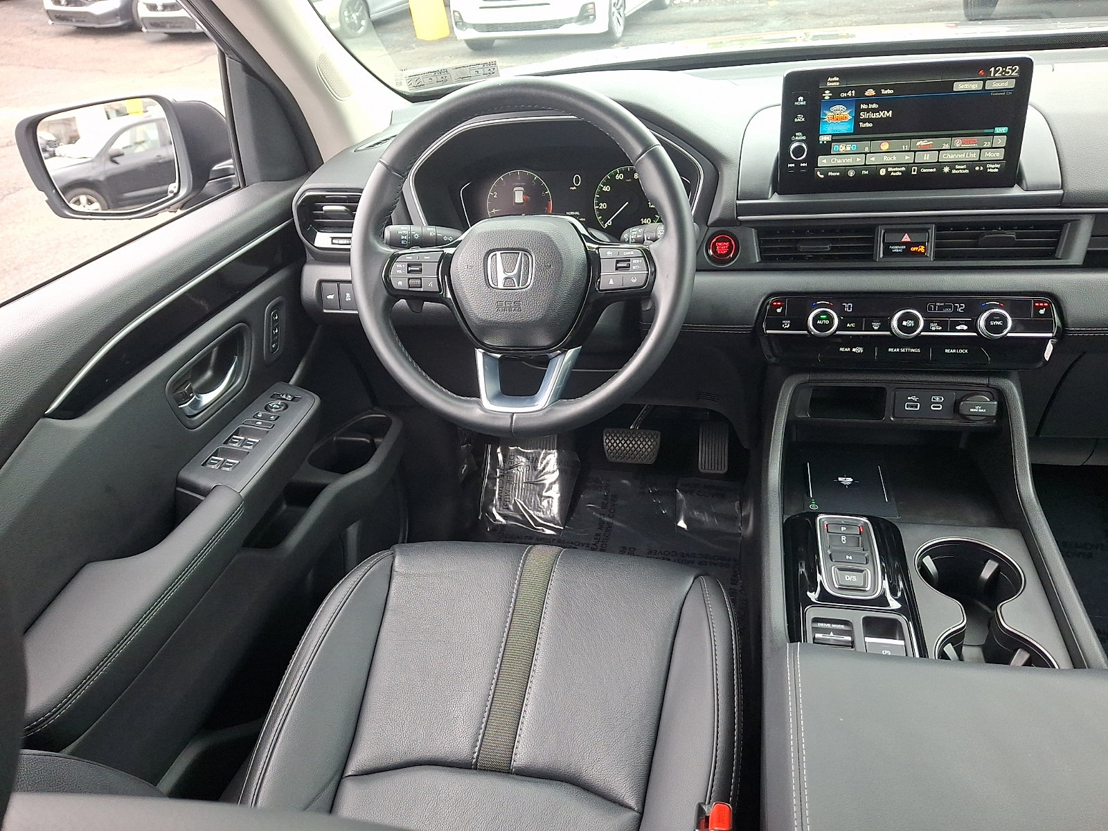 Used 2023 Honda Pilot EX-L image 10