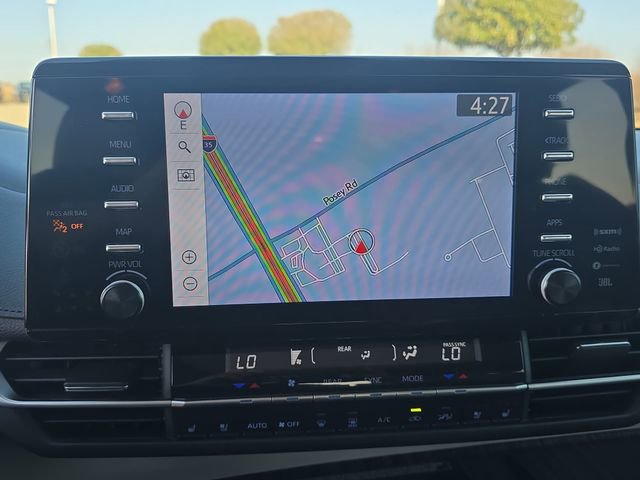 Used 2024 Toyota Sienna Limited image 23