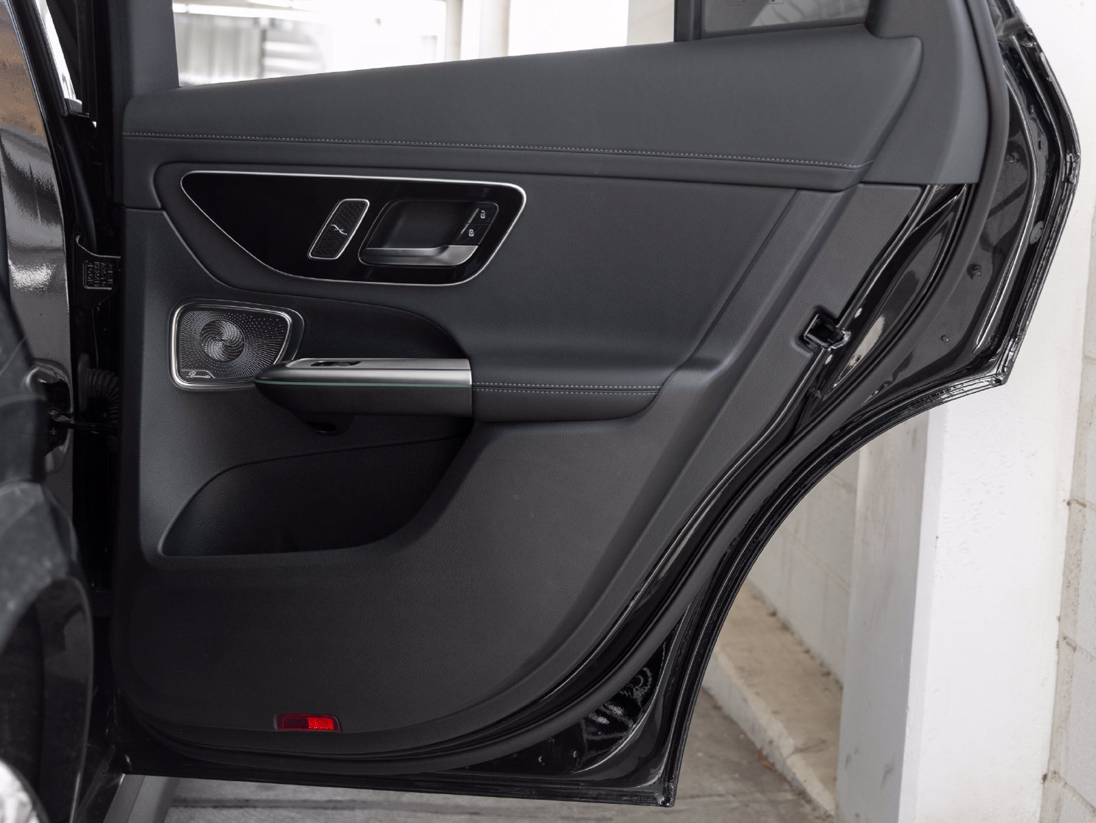 Used 2026 Mercedes-Benz GLC 300 image 23