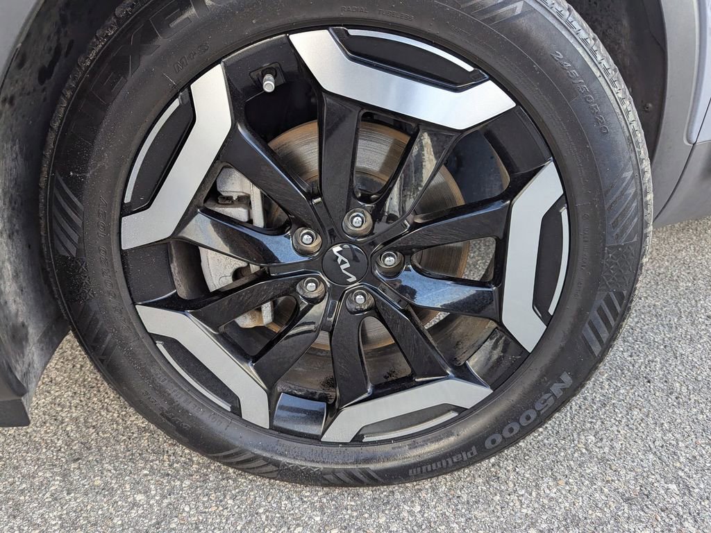 Certified 2023 Kia Telluride EX w/ EX Captain's Chair Package image 33