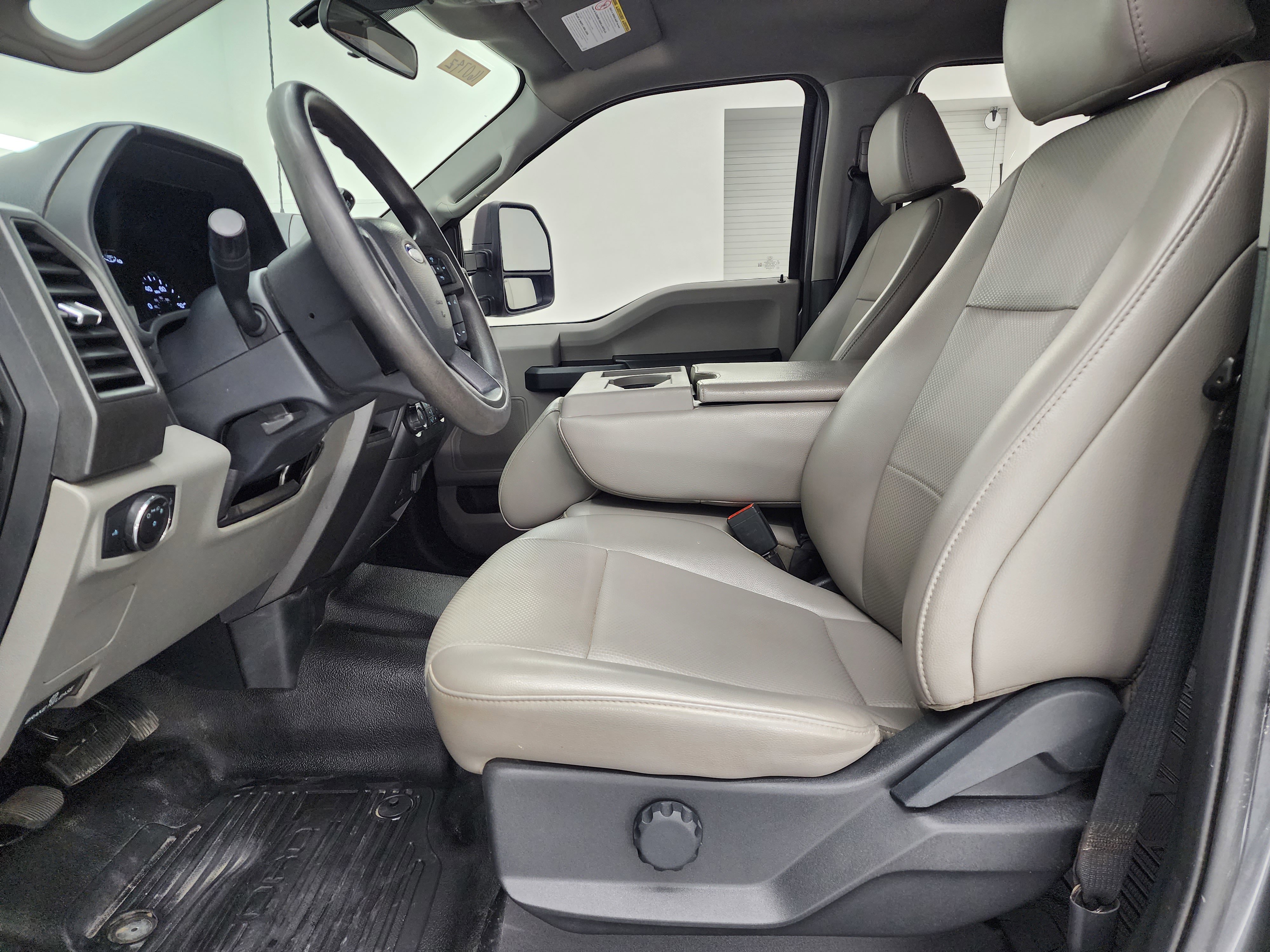 Used 2022 Ford F250 XL w/ STX Appearance Package image 8