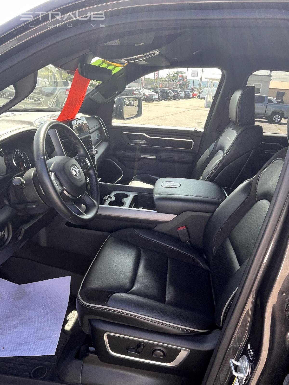 Used 2023 RAM 1500 Laramie AWD/4WD image 17