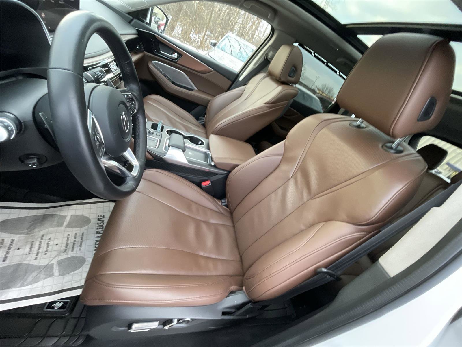 Used 2023 Acura MDX SH-AWD w/ Technology Package image 14