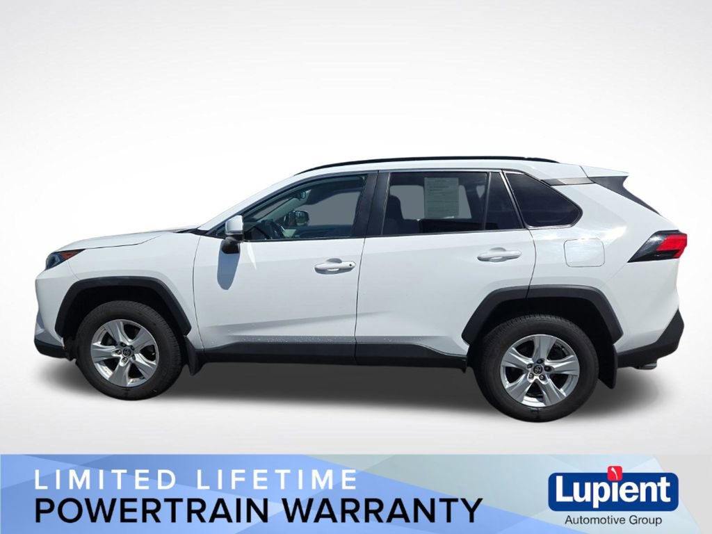 Used 2021 Toyota RAV4 XLE w/ Convenience Package AWD/4WD image 8