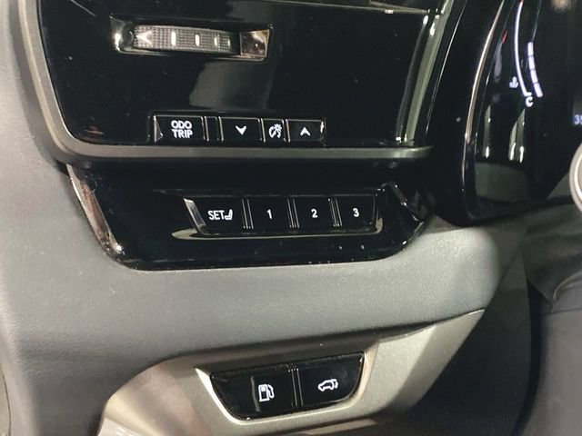 Used 2024 Lexus RX 500h F Sport w/ Cold Area Package AWD/4WD image 10
