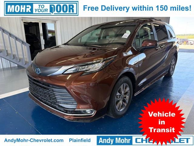 Used 2021 Toyota Sienna XLE FWD image 1