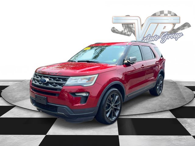 Used 2018 Ford Explorer XLT w/ Equipment Group 202A AWD/4WD image 4