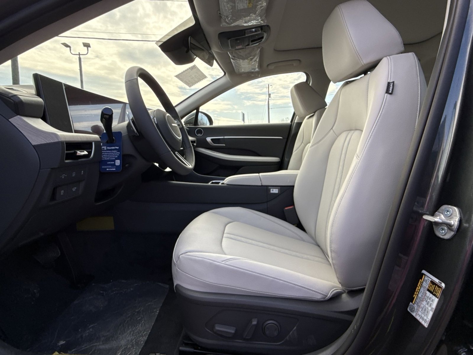 New 2026 Hyundai Sonata Limited image 13