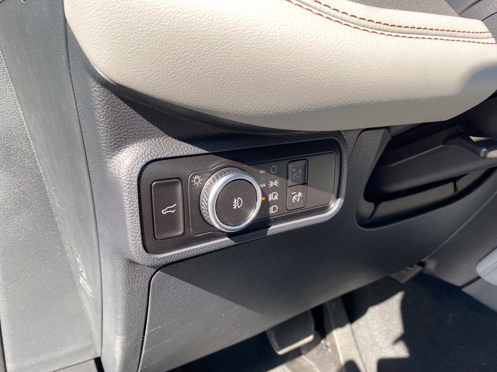 New 2026 Ford Explorer Active w/ Active Comfort Package AWD/4WD image 17