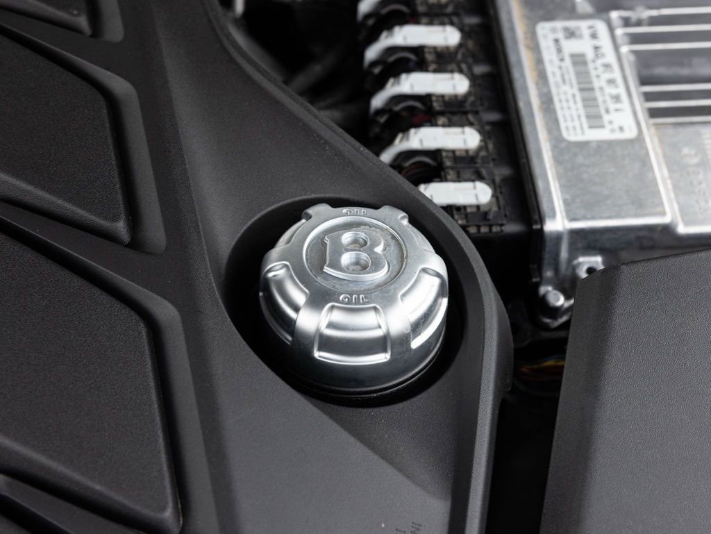 Used 2023 Bentley Bentayga Extended Wheelbase image 94