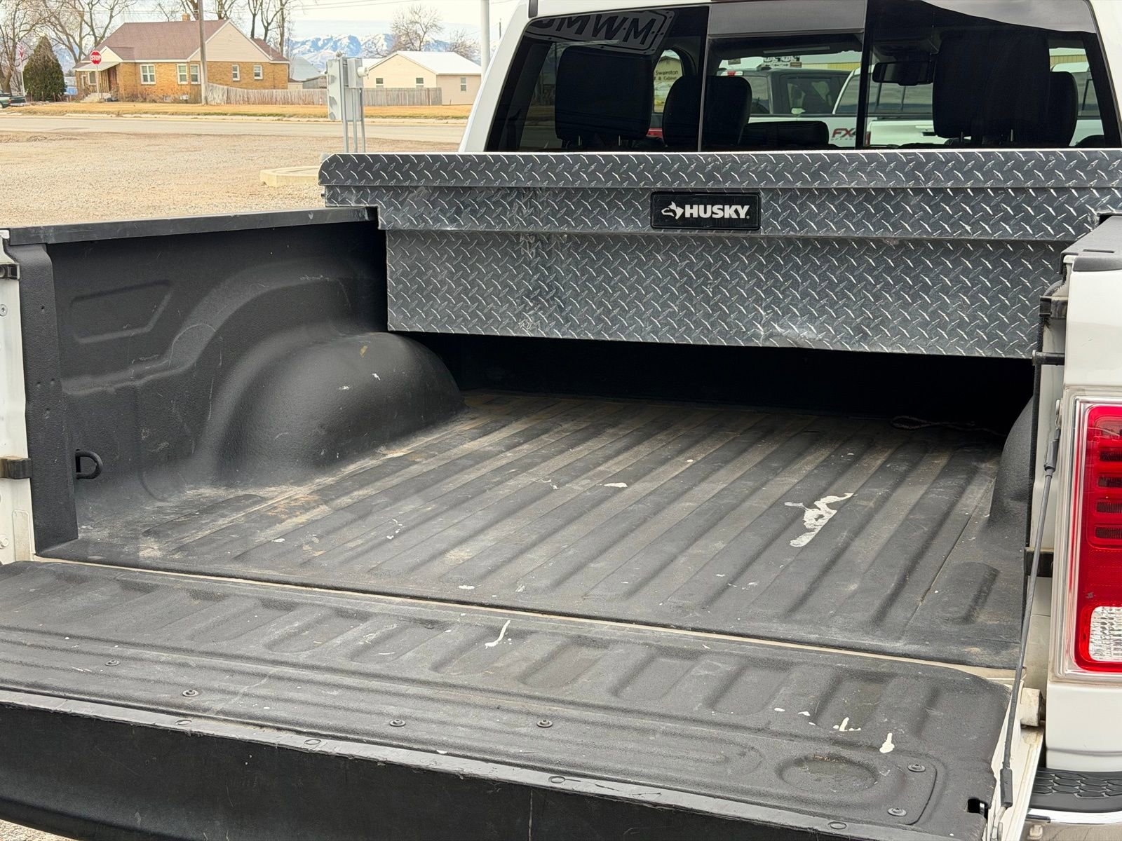 Used 2018 RAM 1500 Laramie image 9