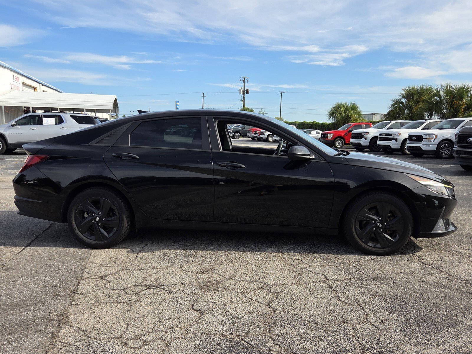 Used 2021 Hyundai Elantra SEL FWD image 6