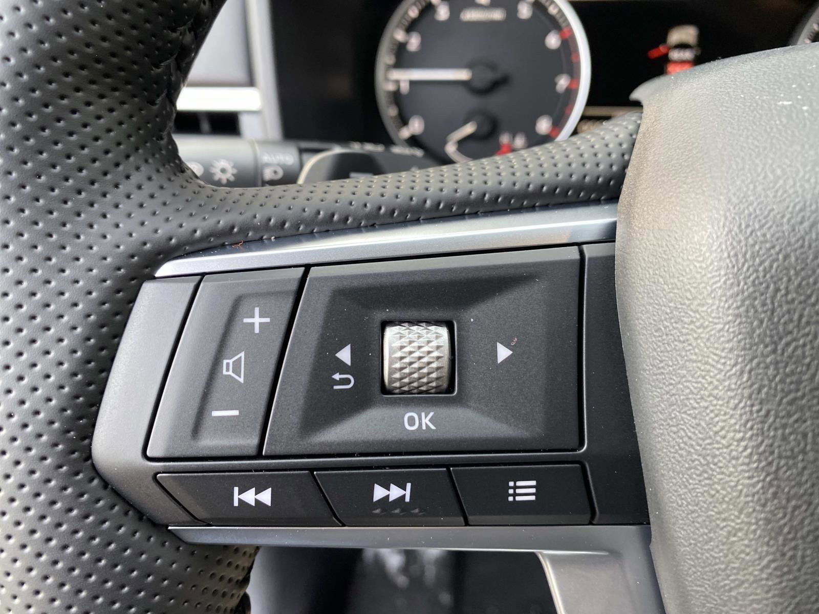 New 2026 Mitsubishi Outlander SE image 14