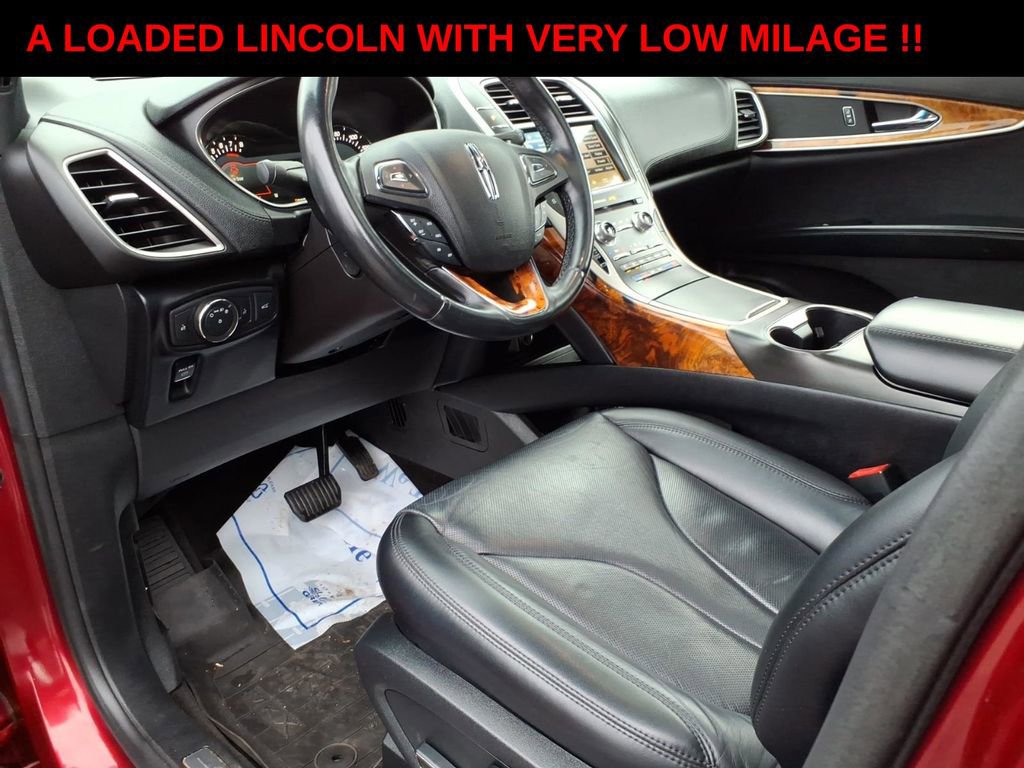 Used 2017 Lincoln MKX Reserve w/ Lincoln MKX Climate Package image 12