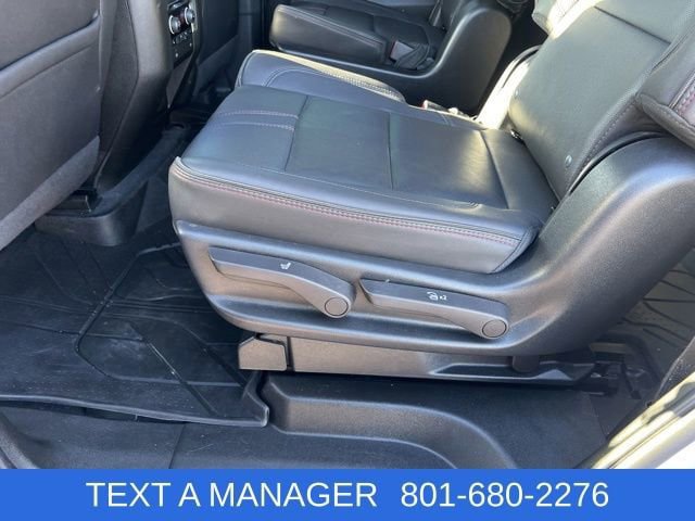 Used 2022 Chevrolet Tahoe RST w/ Luxury Package AWD/4WD image 32