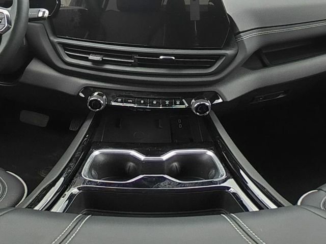 New 2026 Chevrolet Silverado EV LT AWD/4WD image 28