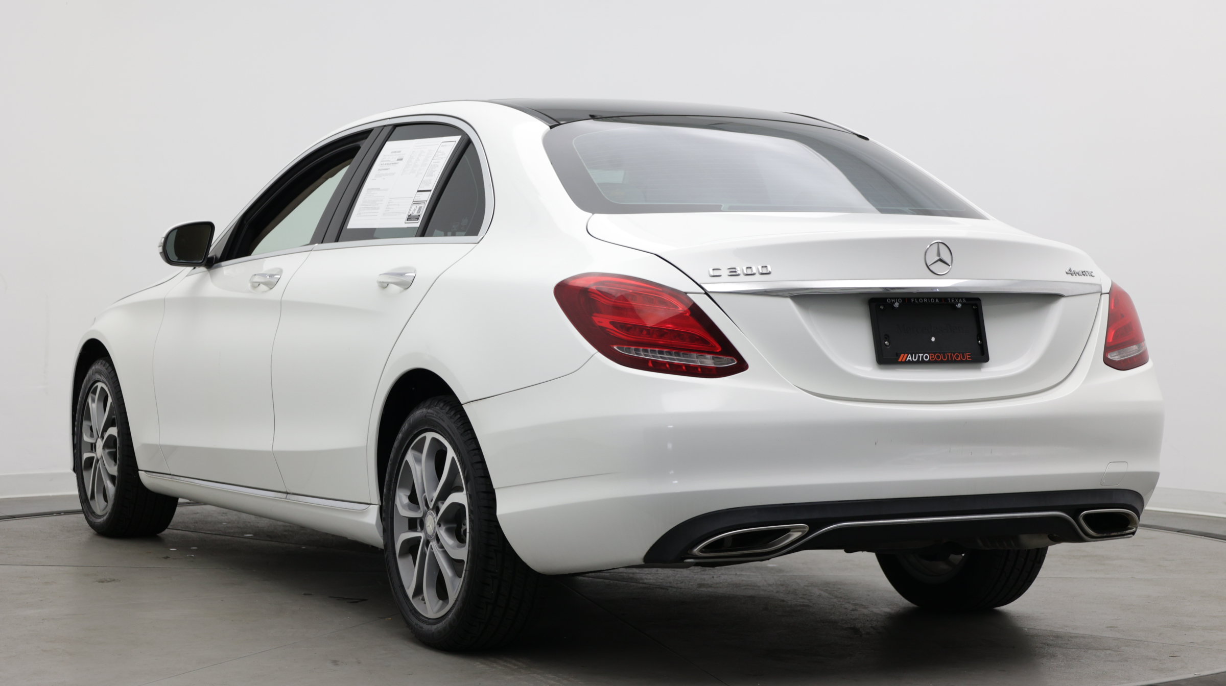 Used 2015 Mercedes-Benz C 300 4MATIC Sedan image 6