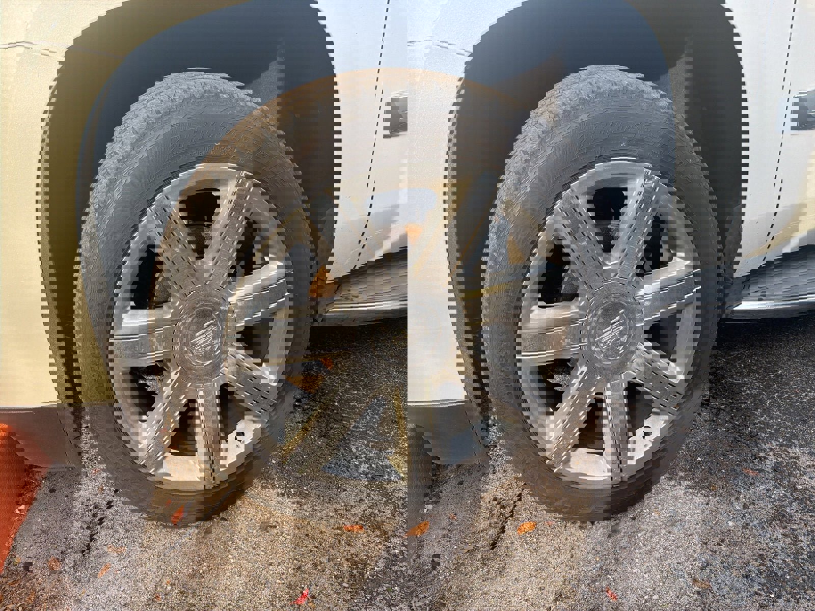 Used 2020 Cadillac Escalade Luxury image 4