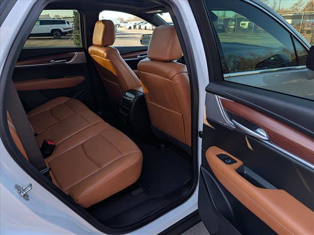 Used 2026 Cadillac XT5 Premium Luxury w/ Driver Assist Package image 15