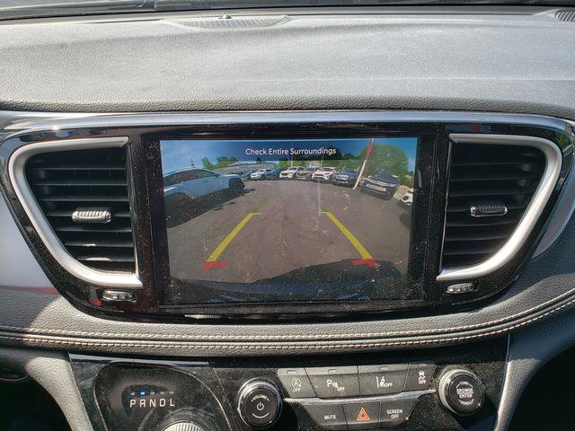Used 2021 Chrysler Pacifica Touring-L w/ S Appearance Package FWD image 23