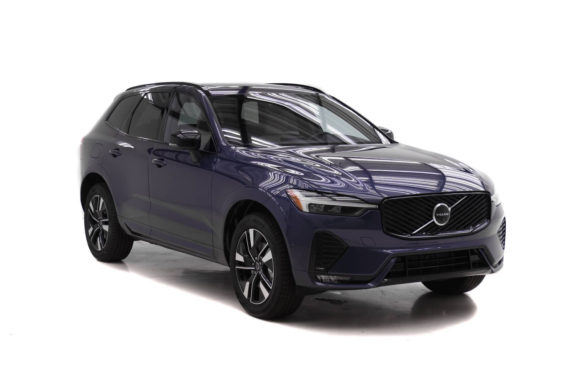 New 2026 Volvo XC60 B5 Plus w/ Protection Package Premier image 2