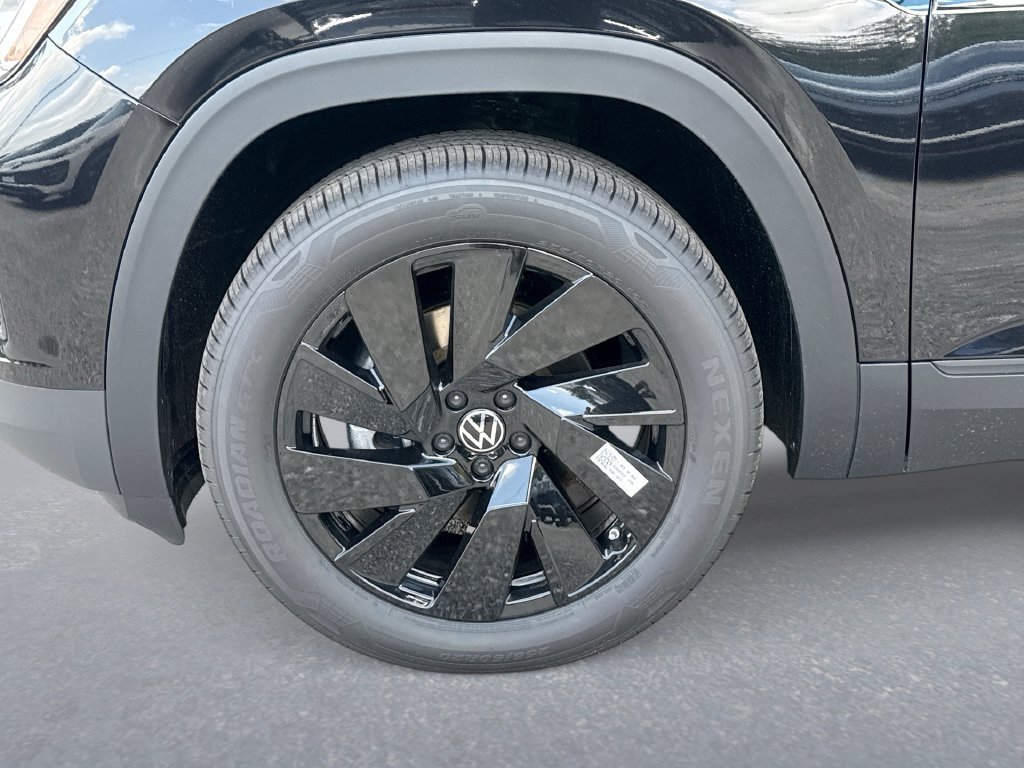 New 2026 Volkswagen Atlas Cross Sport SE AWD/4WD image 19