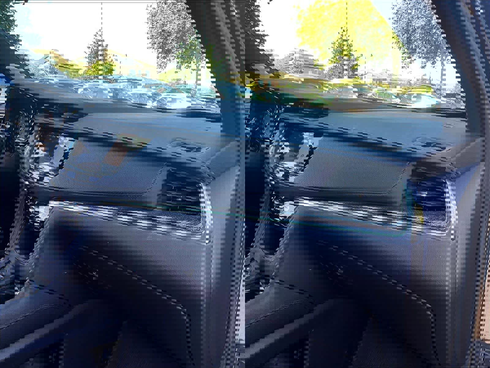 Used 2021 Cadillac XT5 Sportv w/ LPO, ONYX Package image 17