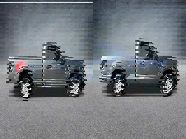 Used 2025 Ford F150 XL image 3