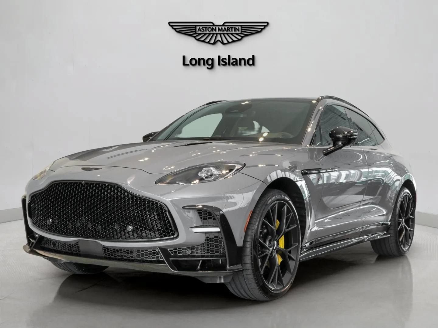 New 2026 Aston Martin DBX 707 AWD/4WD image 1